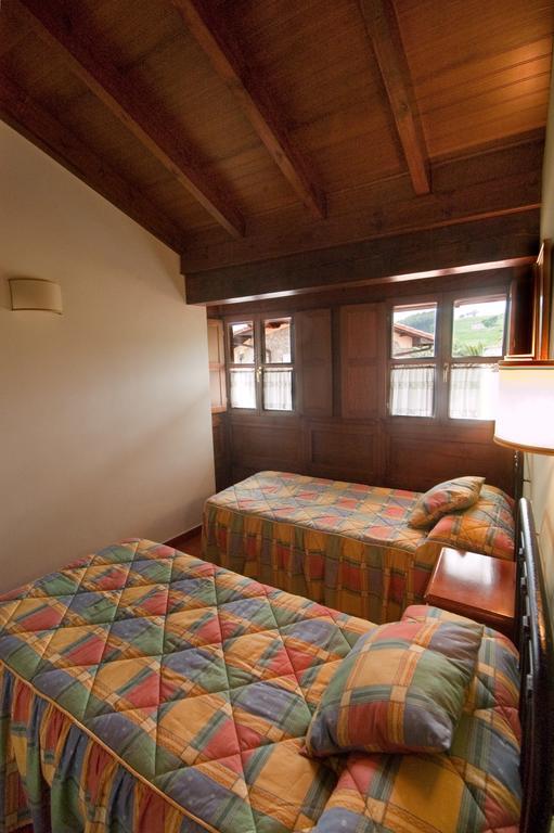 Apartamentos El Cueto De Los Collado Villanueva de Pria Εξωτερικό φωτογραφία