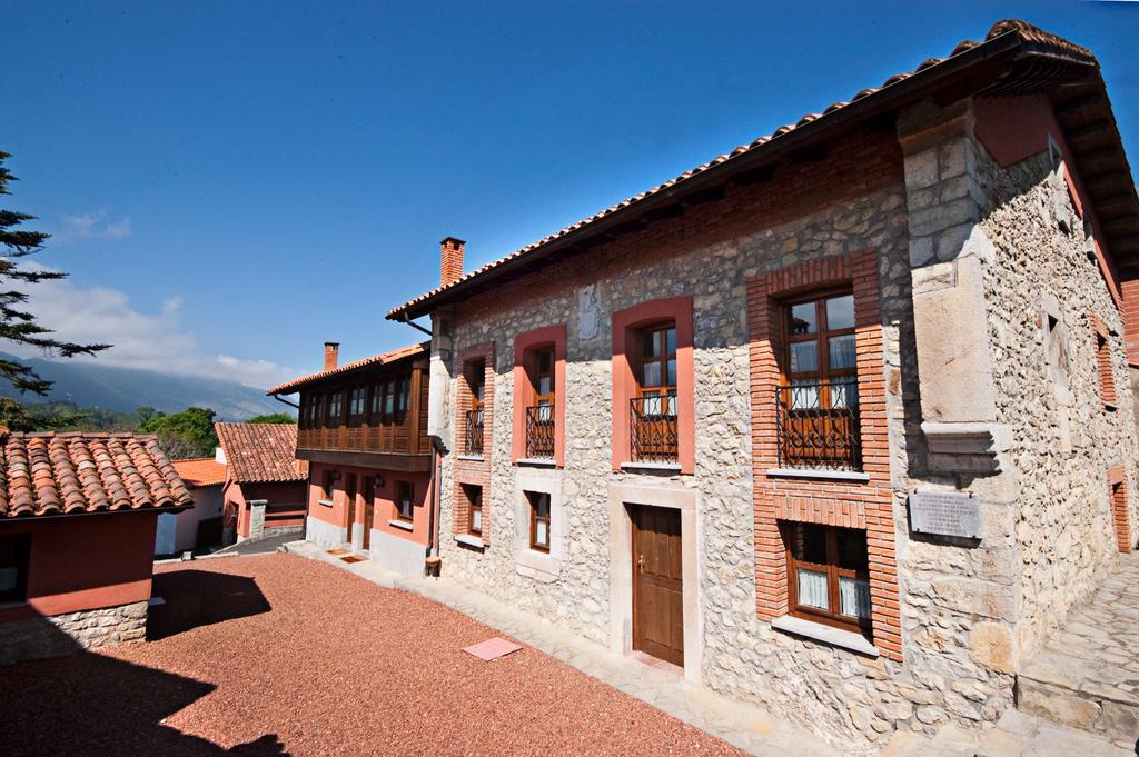 Apartamentos El Cueto De Los Collado Villanueva de Pria Εξωτερικό φωτογραφία